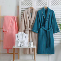 Jubah Spa Linen Waffle Mewah Grosir Dengan Kantong Nyaman Bernapas Ringan  Logo Kustom Jubah Mandi Spa