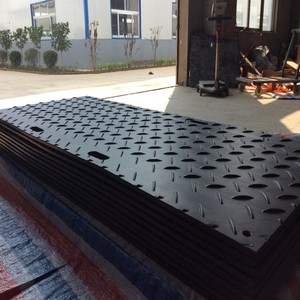 Fabricant professionnel proposant des planches d'accès en <span class=keywords><strong>polyéthylène</strong></span> sur mesure pour la protection du sol sur les chantiers de construction - Product Image 1