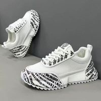 Chaussures de sport décontractées et tendance pour hommes, respirantes, en maille ajourée, légères, prix de gros, nouvelle collection, fines, pour la course à pied
