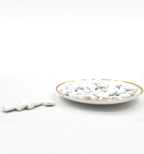 Factory Wholesale Strong Mint Flavor Crispy Chewing <strong>Gum</strong> with Green Spray Spots - Product Image 5
