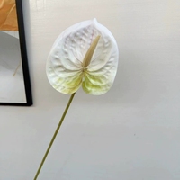 Fleurs d'Anthurium Artificielles en PU de Plusieurs Couleurs en Gros pour Mariages, Fêtes et Décoration Intérieure – Plante Artificielle Réaliste à Longue Tige