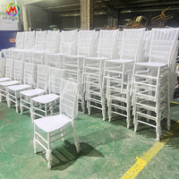 Chaise Napoléon III Royale Empilable en Résine PP Étanche Blanche pour Banquets et Réceptions