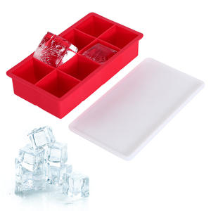Bandeja de hielo cuadrada de silicona con 8 compartimentos para cubitos de whisky, creativa, con tapa. - Product Image 3