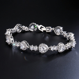 Bracciale da polso femminile di nuovo Design 2025 5A CZ pietra lacrima goccia Zirconia <span class=keywords><strong>Starlet</strong></span> Trendy braccialetti di fascino per donna - Product Image 6