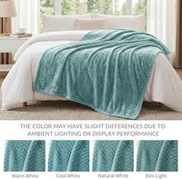 Couvertures Raschel Légères et Confortables 100% Polyester Personnalisables pour Toutes les Saisons Décoratives Idéales pour Cadeau Douces et Moelleuses à Texture Ondulée