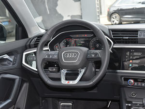 أودي كيو3 سبورتباك كواترو 2024 بمحرك 1.5 تيربو و2.0 تيربو بقوة 220 حصان، سيارة دفع رباعي مدمجة بنظام دفع ثنائي ورباعي، تعمل بالبنزين، سيارات مستعملة وجديدة من الصين - Product Image 5