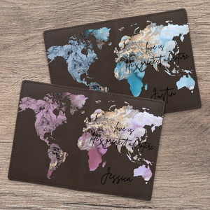 ฝาครอบหนังสือเดินทางหนัง PU เกรดดีพิมพ์ลายแผนที่หลากสีสไตล์เรียบง่ายสำหรับทุกเพศ - Product Image 5