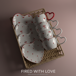 Набор керамических кружек для кофе и чая в форме сердца с ручкой в виде сердца, белый с красным узором в виде сердца, для подарка - Product Image 6