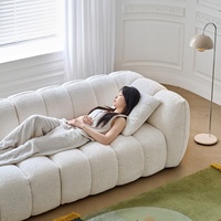 Zayshine Französisches Retro-Luxus Cremefarbenes Chenille-Samt 3-Sitzer Wohnzimmer-Sofa-Set Modulares Apartment-Villa I-Form Freizeitsofa