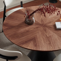 Mesa de Comedor, Estilo Retro, Tapa Redonda de Nogal, Opción de Personalización, Juego de Comedor de Madera Dura con Toque Moderno para Apartamentos