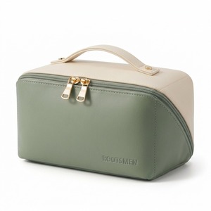 Trousse de toilette bicolore vert sauge et crème en cuir PU, étui à cosmétiques avec poignée supérieure crème, fermeture éclair dorée, logo personnalisé OEM - Product Image 2