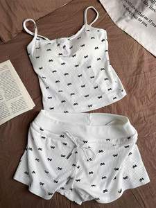 Pijama de Verano para Mujer, Camisola y Pantalones Cortos, Simple, Cómodo, <span class=keywords><strong>con</strong></span> Relleno en el Pecho, Hecho de Seda de Hielo Texturizada - Product Image 5