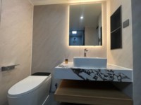 Capsule spatiale intelligente portable 2 étages, maison préfabriquée mobile de luxe avec cuisine et salle de bain