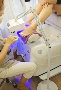 <span class=keywords><strong>Lampe</strong></span> de Polymérisation <span class=keywords><strong>UV</strong></span> LED Rechargeable Professionnelle pour Onglerie, Lampadaire de Pédicure Portable avec Lumière de Séchage pour Gel des Pieds et des Ongles - Product Image 6