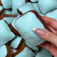 Nouveau Jouet Sensoriel Squishy en Forme de Pain Grillé Croquant à Remontée Lente, Jouet Anti-Stress en Forme de Bâton de Beurre Doux, Jouet Squishy Pain Grillé Croquant