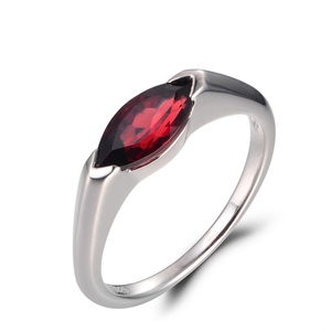 แหวนเงินแท้ 925 ชุบโรเดียม ประดับโอปอล สไตล์วินเทจ สำหรับงานหมั้น งานปาร์ตี้ หรือวันเกิด ระยะเวลาจัดส่งตัวอย่าง 7 วัน - Product Image 4