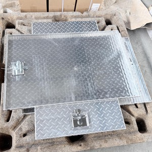 Caja de Herramientas Metálica con Recubrimiento en Polvo, Impermeable, para Camiones, Remolques y Sitios de Trabajo al Aire Libre - Product Image 5