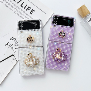 Funda de Teléfono de Lujo con Diamantes de Imitación Hechos a Mano para <span class=keywords><strong>Samsung</strong></span> Z Flip <span class=keywords><strong>4</strong></span> 3 - Product Image 1