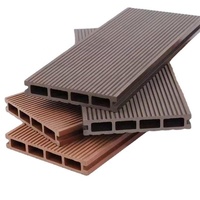 Installation facile Revêtement de sol extérieur en composite bois IPE moderne Plancher de terrasse Plancher de terrasse en Wpc gaufré 3D 18mm d'épaisseur 20 ans