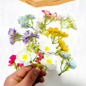 Guirnalda de Flores Artificiales de Jazmín con Múltiples Cabezas Pequeñas para Horquillas, Accesorios de Guirnaldas, Atrezzo Fotográfico, Decoración de Ventanas - Product Image 1