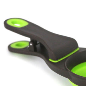 <b>Collapsible</b> Eco-Friendly TPR Dog <b>Bowl</b> Solid Pattern Portable Waterproof Foldable for Dogs & Cats 11.5x7.5x5cm - Product Image 6