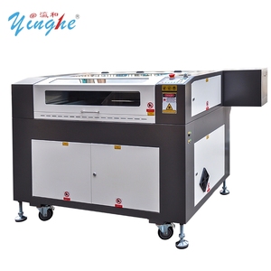 เครื่องแกะสลักเลเซอร์ CO2 อัตโนมัติรุ่นใหม่ Yinghe-1390 พร้อมใบมีดและแท่นรังผึ้งสำหรับอะคริลิกและไม้ - Product Image 3
