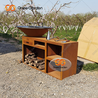Barbecue moderne en acier corten avec chariot pour usage extérieur