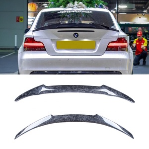 Aileron arrière en fibre de carbone forgée style M4 non perforé pour BMW Série 1 E82 Coupé Berline 2007-2013 - Product Image 1