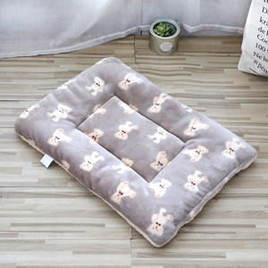 Populaire épaissi tapis en peluche pour animaux de compagnie hiver chat lit chat chien tapis de couchage corail velours chien couverture tapis chaud - Product Image 4
