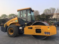 Compacteur de sol vibrant 20 tonnes XS203J à vendre en Afrique et en Amérique latine pour le compactage des décharges – Approvisionnement direct usine