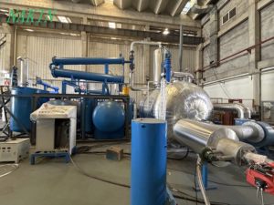 Machine compacte de régénération d'huile moteur usagée : Conversion haute efficacité en carburant diesel - Product Image 5
