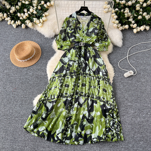 Vestido largo con cuello en V de estilo étnico para mujer, estampado de gasa plisado, decoración de encaje informal, estilo dulce, boutiques gratis - Product Image 3