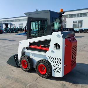 Offre spéciale Chargeuse sur pneus hydraulique 4x4 <span class=keywords><strong>avec</strong></span> cabine certifiée EPA Euro 5 pour utilisation en construction agricole Livraison rapide - Product Image 3