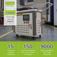 Machine de nettoyage de la rouille à impulsions de haute puissance 200W pour le nettoyage de la couche d'oxyde, machine de nettoyage au laser à impulsions