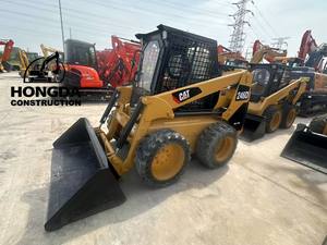 قط مستعمل 246D <span class=keywords><strong>Skid</strong></span> مع حمولة مصنفة 3 طن - Product Image 2