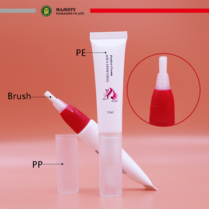 <span class=keywords><strong>Mini</strong></span> 5ml/10ml/15ml nhựa Lip Balm bao bì ống với bàn chải Applicator rỗng container cho Lip Balm - Product Image 5