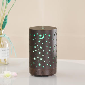 Humidificador YX Starry Sky de 100 ml, Difusor de Aroma de Escritorio con Luz LED para Uso en el Hogar y la Oficina - Product Image 3