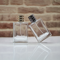 Top Grade 100ml Carré Parfum Bouteille En Verre En Alliage De Zinc Couvercle Spot En Gros pour Diffuseur Enhanced Frost Screen Printing Complete