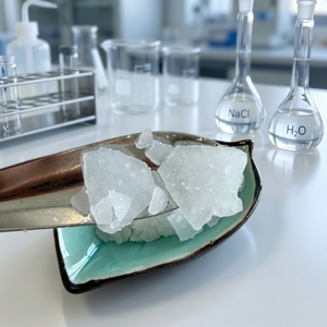Chlorure de <span class=keywords><strong>magnésium</strong></span> hexahydraté 48% de qualité alimentaire Kerge Brand, coagulant pour tofu <span class=keywords><strong>Nigari</strong></span>, poudre pour usines alimentaires, Shandong - Product Image 6