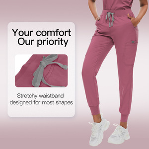 2025ชุดยูนิฟอร์มยืดได้สำหรับสตรีและบุรุษชุดพยาบาลชุดวิ่งคอวีตามสั่งสำหรับโรงพยาบาล - Product Image 3