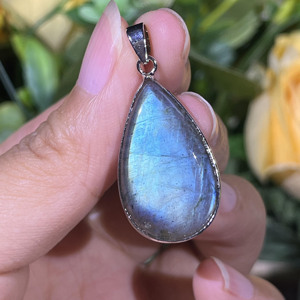 Collier <span class=keywords><strong>en</strong></span> argent 925 avec <span class=keywords><strong>pendentif</strong></span> <span class=keywords><strong>en</strong></span> cristal de labradorite bleue, bijou <span class=keywords><strong>en</strong></span> <span class=keywords><strong>pierre</strong></span> de lune pour la décoration - Product Image 3