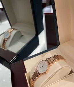 Reloj mecánico para mujer de alta calidad con esfera de nácar de alta calidad - Product Image 2