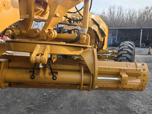 Nouvelles niveleuses à moteur de petite taille YM Chine 2025, bonne performance, SEM919 921 922F avec pièces de rechange - Product Image 6