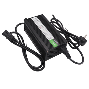 Factory Outlet 72V 6A <span class=keywords><strong>Cargador</strong></span> de energía portátil para plomo ácido AGM GEL VRLA OPZV Batería para Robots AGV 82,8 V Batería de plomo ácido - Product Image 4