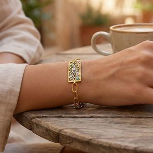 Pulsera Profesional con Baño al Vacío Sin Níquel, MOQ Bajo, Regalo Festivo para Mujer, Cierre Detallado con Prueba de Resistencia - Product Image 1