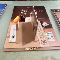 Présentoir de table populaire personnalisable avec logo de marque imprimé et découpé en forme – Panneau d'affichage