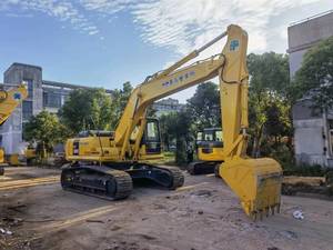 รถขุดตีนตะขาบ Komatsu PC300-7 มือสอง พร้อมเอกสารครบถ้วน เครื่องจักรก่อสร้างสำหรับงานหนัก - Product Image 5
