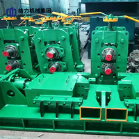 Laminoir à bande chaude continu pour bobines d'acier - Machine à laminer les bandes métalliques à grande vitesse pour l'acier au carbone et les alliages
