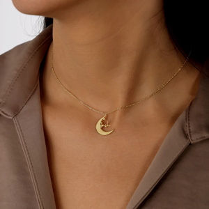 Collier personnalisé en acier inoxydable plaqué or 18 carats avec calligraphie <span class=keywords><strong>arabe</strong></span> et croissant de lune, bijoux islamiques musulmans pour femmes - Product Image 2