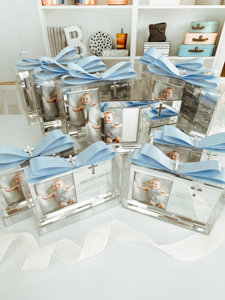 <span class=keywords><strong>Cadre</strong></span> <span class=keywords><strong>photo</strong></span> en acrylique personnalisé sur mesure <span class=keywords><strong>pour</strong></span> baptême, cadeau de première <span class=keywords><strong>communion</strong></span>, croix en acrylique personnalisée - Product Image 2